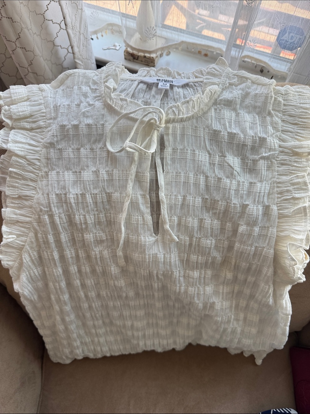 BB Dakota by Steve Madden Cream Ruffled Tie-Front Textured Blouse